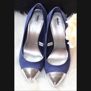 Elegant women shoes ~blue with silver toe~